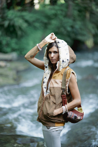 CHALECO DOBBY -  Tierra